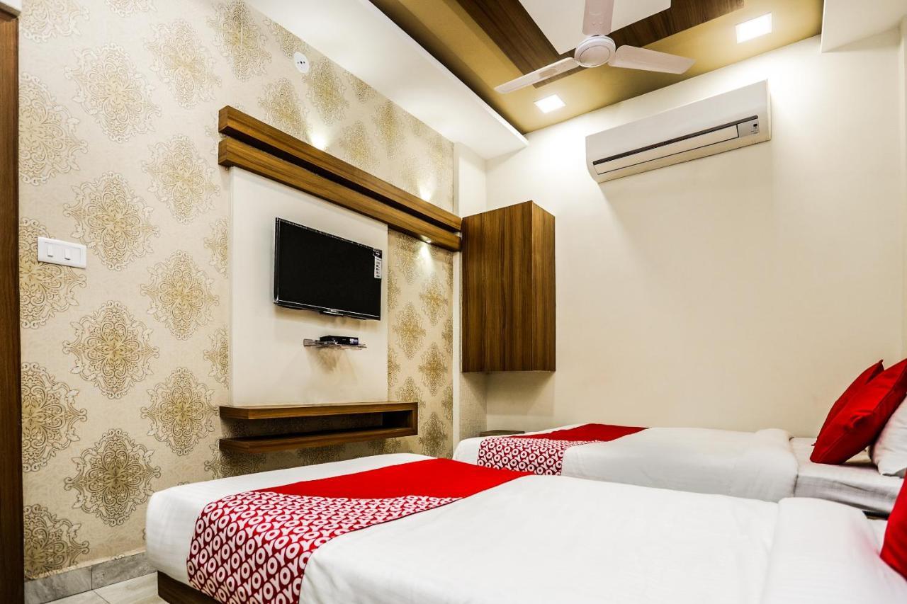 OYO 16163 Hotel Shri Hari Ujjain Exterior foto